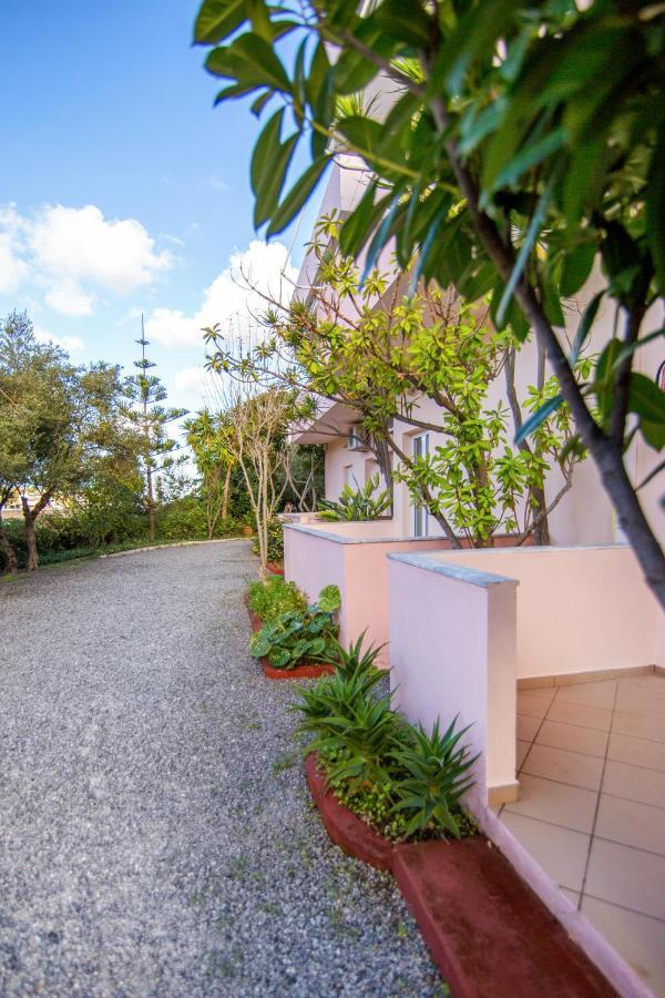 Aphrodite Studios & Apartment Bali  Exteriér fotografie
